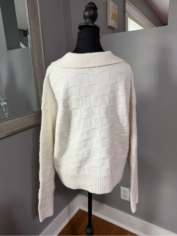 Weekend LA Box Weave Knit Cream Collared Sweater Cozy Soft Medium - Image 4