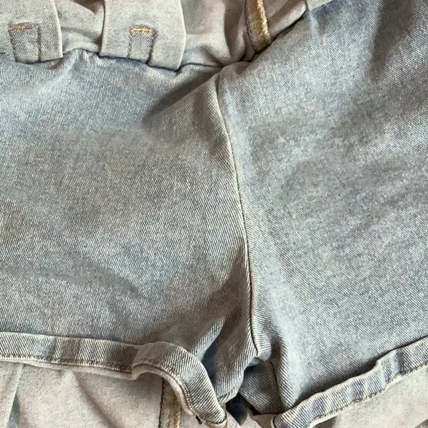 Refuge Size Medium Light Blue Denim Skirt, Preloved - Image 8