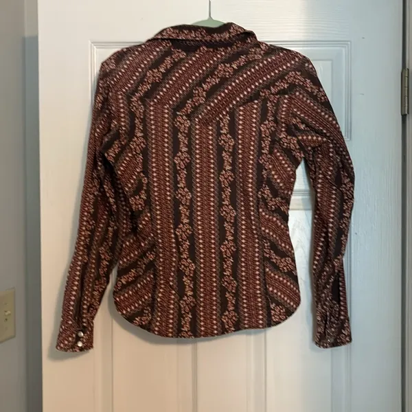 Patagonia Organic Cotton Long Sleeve Button Up - Image 4