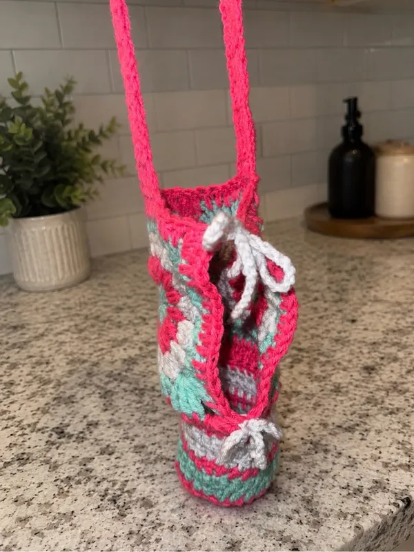 Handmade Stanley Cup PINK Crochet Bag Water Carrier Purse 40oz size - Purse only - Image 6