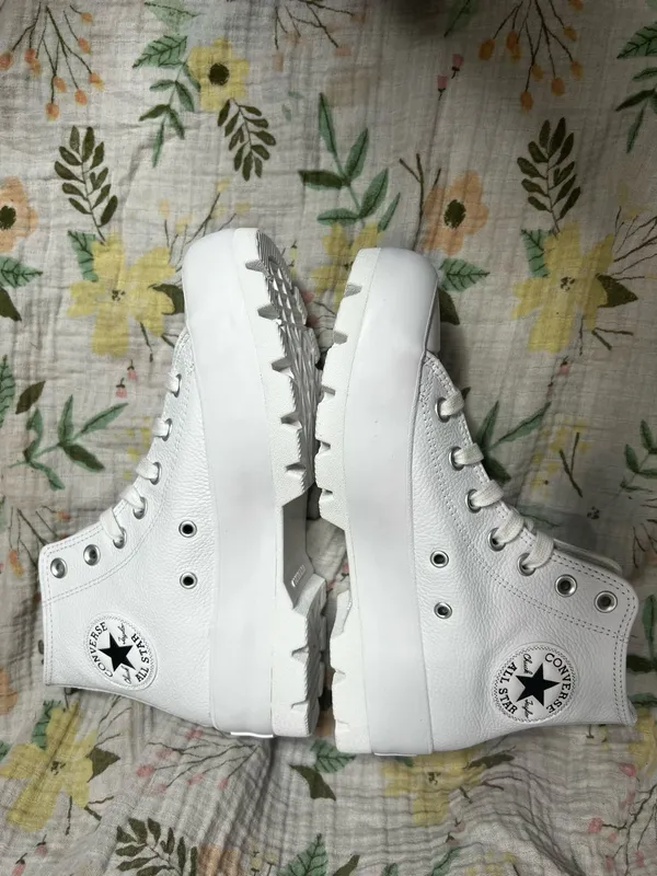 Converse CTAS Lugged Hi White Pebbled Leather High Top Platform Women’s Shoes - Image 3