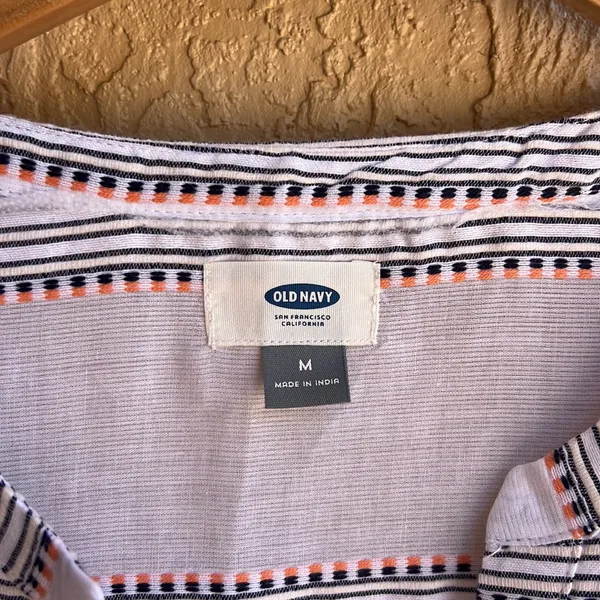 Old Navy Button Through Long Sleeve Tunic in White/Black/Pink Stripe Size Medium - Image 2