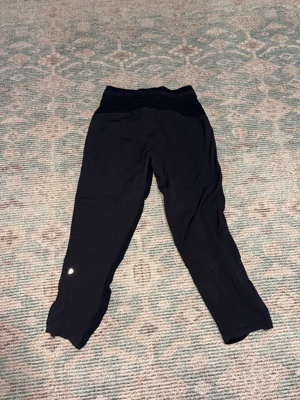 Lululemon dance studio cropped joggers  - Image 3