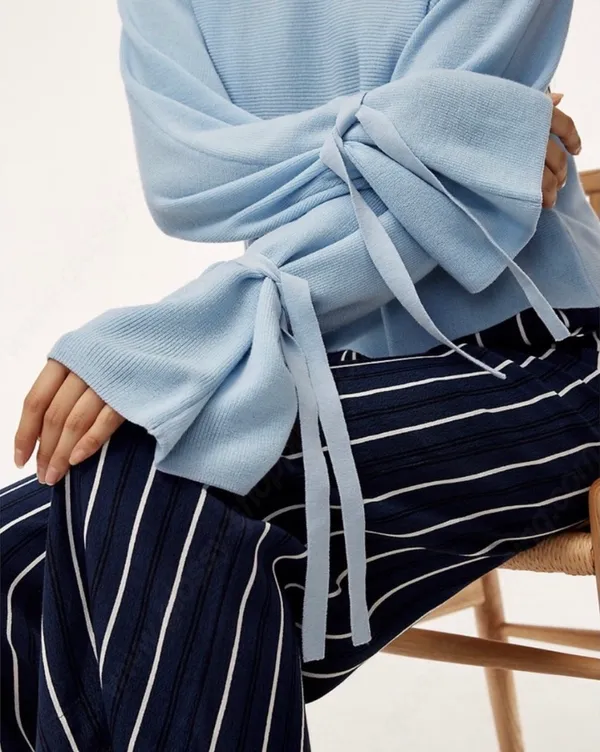 Aritzia Wilfred Emmy Sweater - Image 2