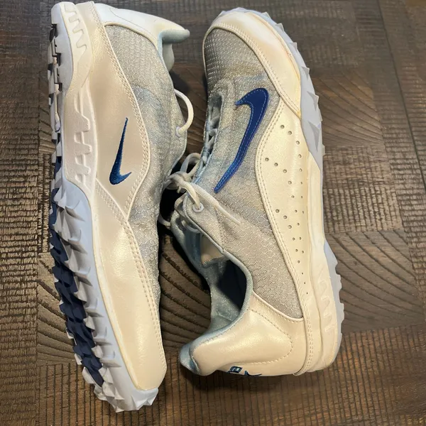 Nike vintage Jana women’s track shoes blue and white 2007 Size 10 - Image 10
