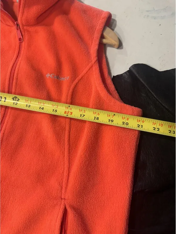 Columbia Women's Sweater Vest – Size Large - Image 6