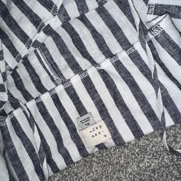 A‎ New Day Target Brand Linen Striped Mink Dress XL - Image 4