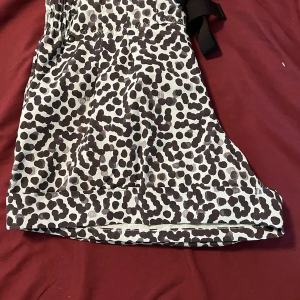 Lululemon Leopard Print Women's Shorts - Image 4