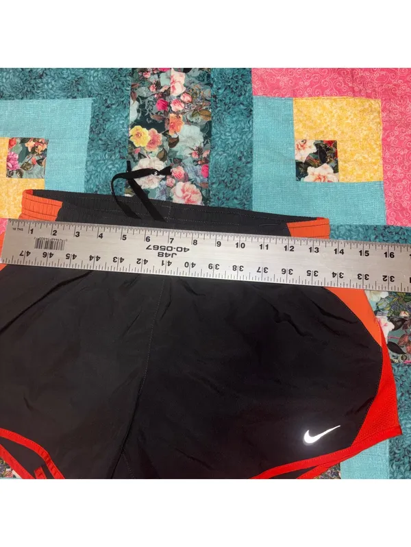 Nike Dri-FIT Running Athletic Shorts Woman’s Size Small Black and Red With Liner - Image 7