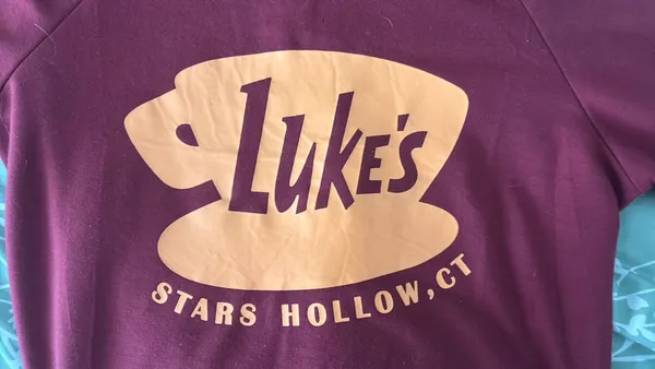 Gilmore girls pull over Red Size M - Image 3