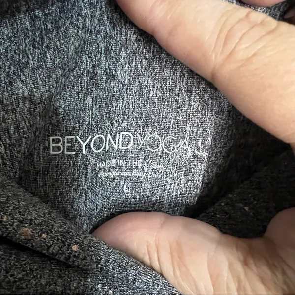 Beyond‎ Yoga Alloy Gray Ombre Rose Gold Speckled High Rise Athletic Leggings - Image 7