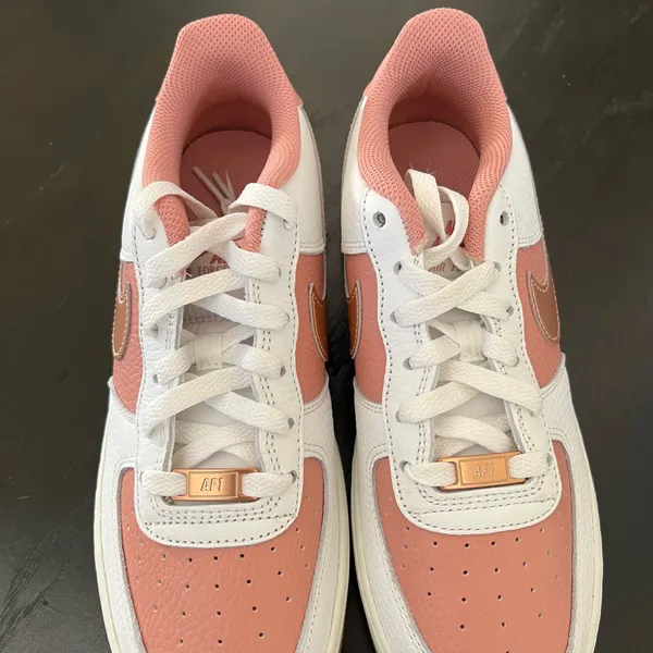 New NIKE Air Force 1 GS 'Rust Pink Summit White' - Image 5