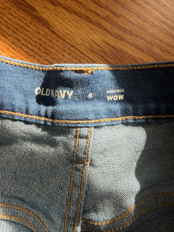 Old Navy Jean Shorts - Image 3