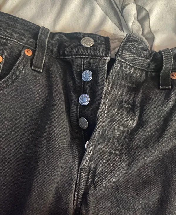 Levi’s 501 Shorts - Image 3