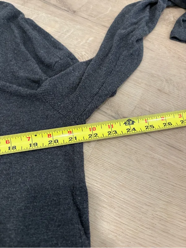Alo Yoga Lightweight Open Back Long Sleeve Size Large - Image 5