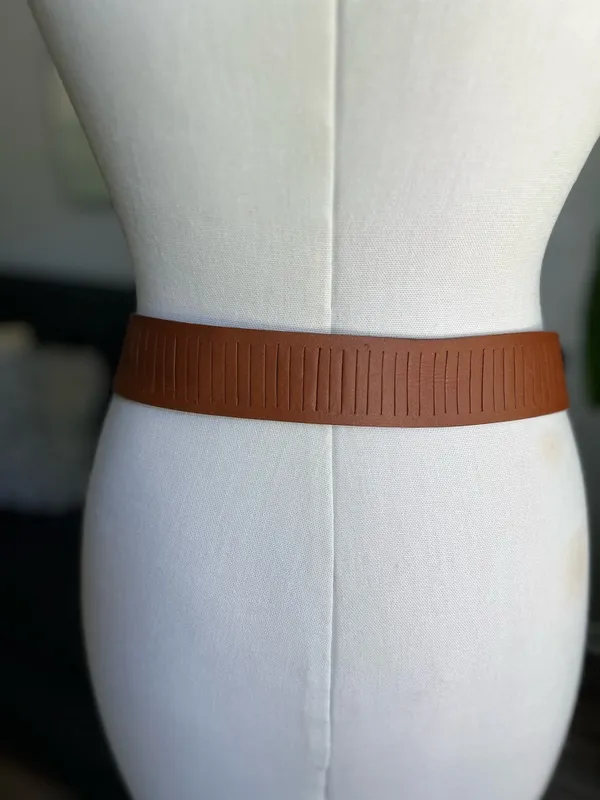 Women’s leather belt Brown - Image 2