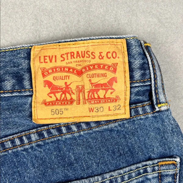 Levi’s 505 Cutoff Jean shorts
Size: 30 - Image 3