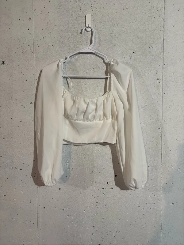 NWT Princess Polly Ariah Long Sleeve Top | Size: 8 - Image 3