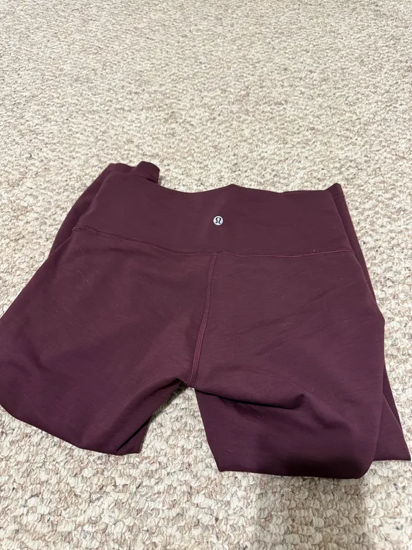 Lululemon Leggings Crop - Image 4