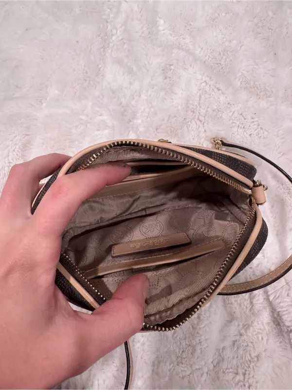 Michael Kors Brown Monogram Crossbody with Tan Trim - Image 6