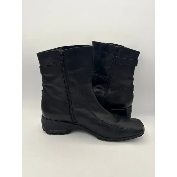 Women’s Clark’s Size 9.5 Black Leather Calf Flat Boots - Image 5