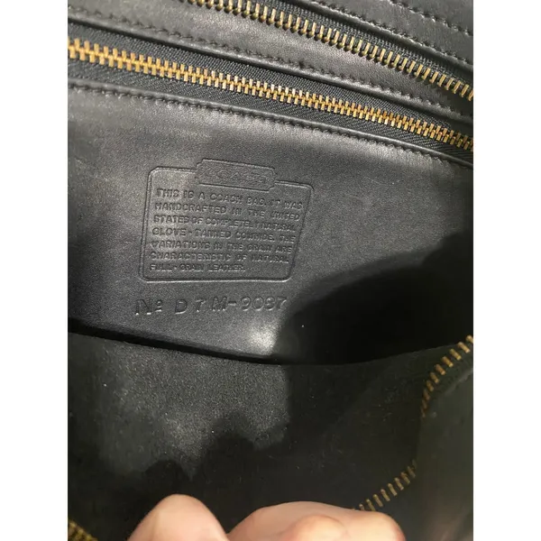 Vintage Coach Crossbody Bag Black Leather 9087 Made in USA - Image 5