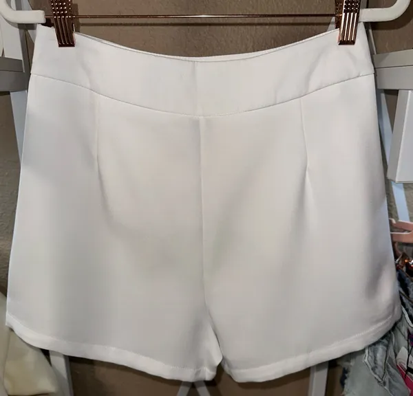 Princess Polly White Shorts - Image 4