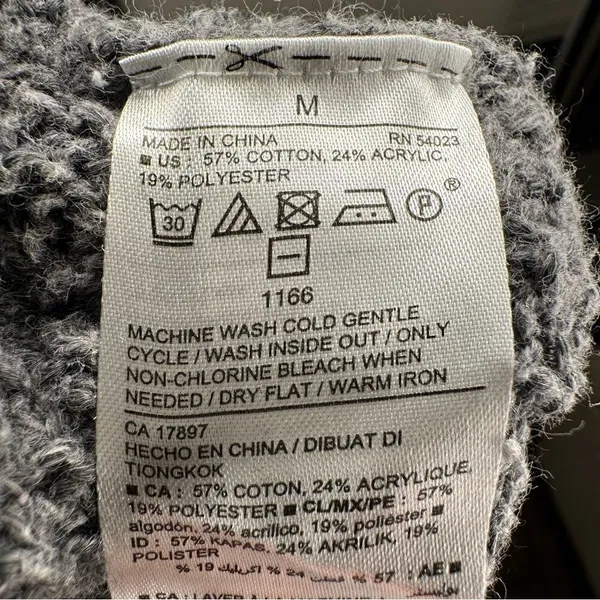 Old Navy Dark Gray Heathered Cozy Shaker-Stitch Pullover Sweater - Image 7
