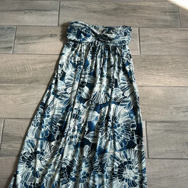 Wet seal floral maxi dress - Image 2