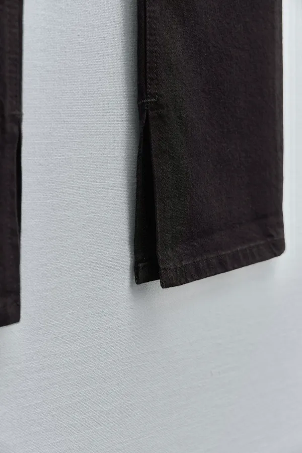 ZARA NWT black denim straight leg jeans with split hem - Image 7