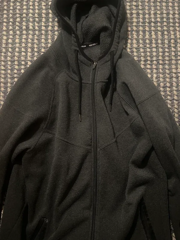 RBX Active Xtrain black hoodie #workout #athletic I think it's a size large but it fits like a medium - Image 2