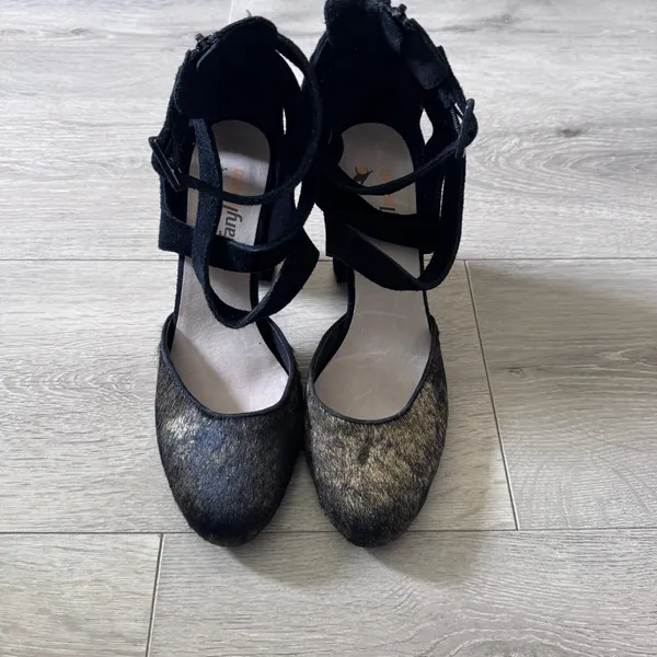 Farylrobin Size 10‎ Black Suede Calf Hair Multi Strap Block Heel Caged Pumps - Image 4