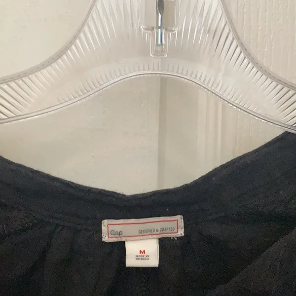FINAL MARKDOWN Ladies gap burnout top medium - Image 3
