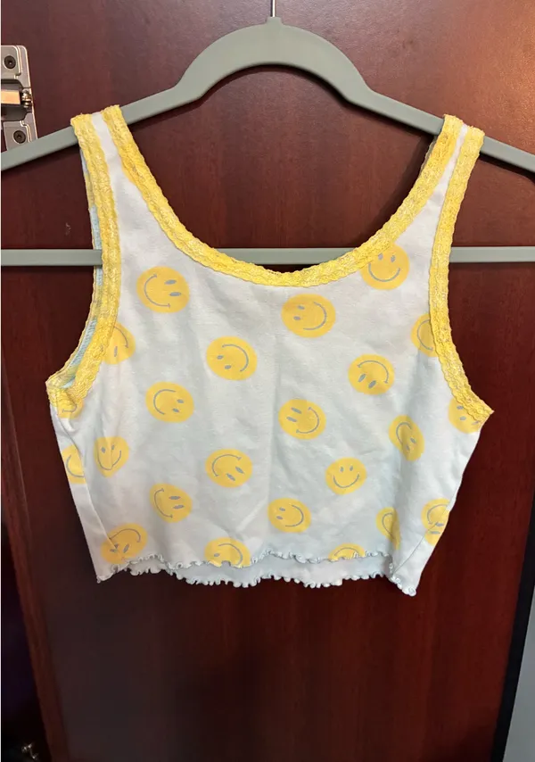 Women’s Sleep Tank Messy Bun Just Chillin Brand Size Small - Image 3