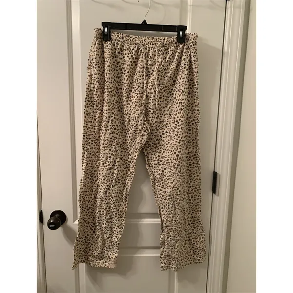Meg & Lilly Women's Leopard Print 2pc Pajama Pant Set Top & Pants Size Large - Image 8
