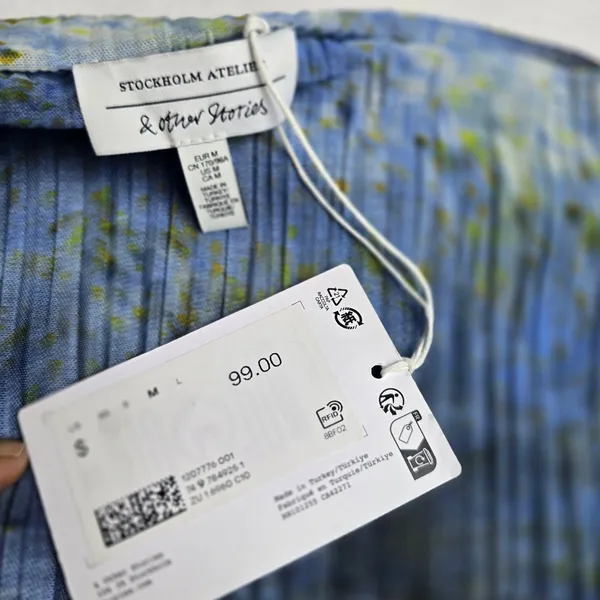 & Other Stories NWT Blue Tie Dye Pleated Mesh Midi Dress Stockholm Atelier‎ M - Image 4