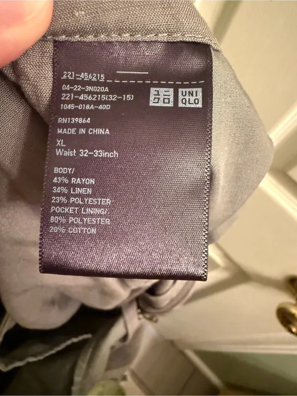 Uniqlo Women's Green Wide Leg Pants - Image 4