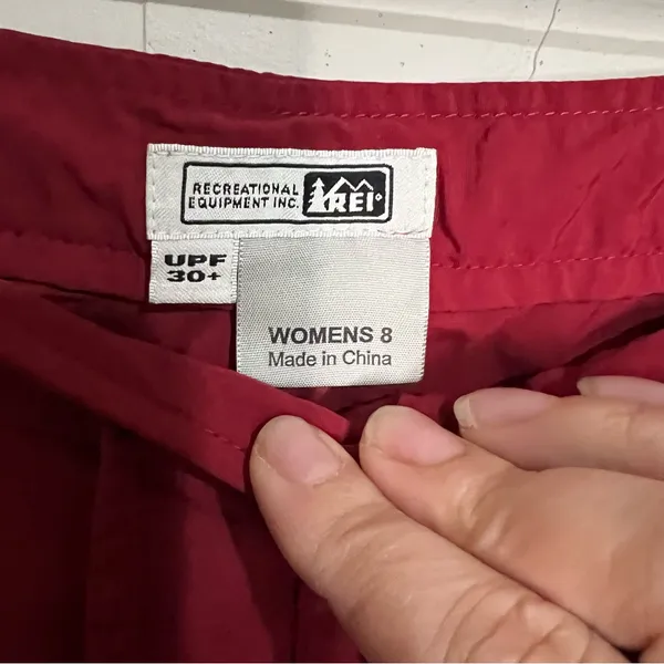 REI Red 100% Nylon UPF 30+ Hiking Performance Capris‎ Size 8 - Image 6