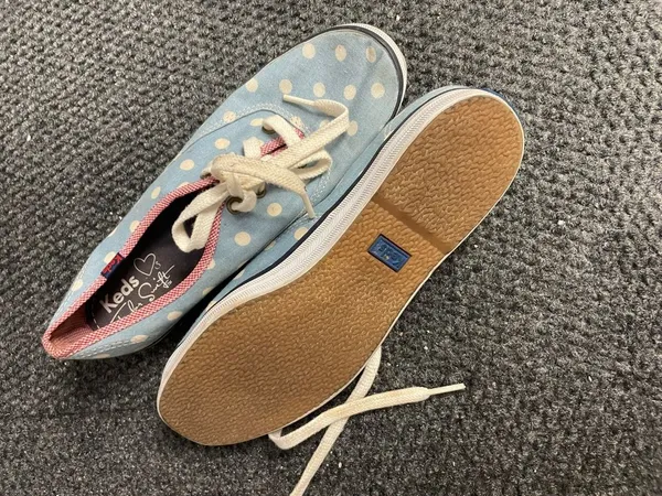 Keds Taylor Swift canvas shoes blue white polka dot size 7 - Image 4