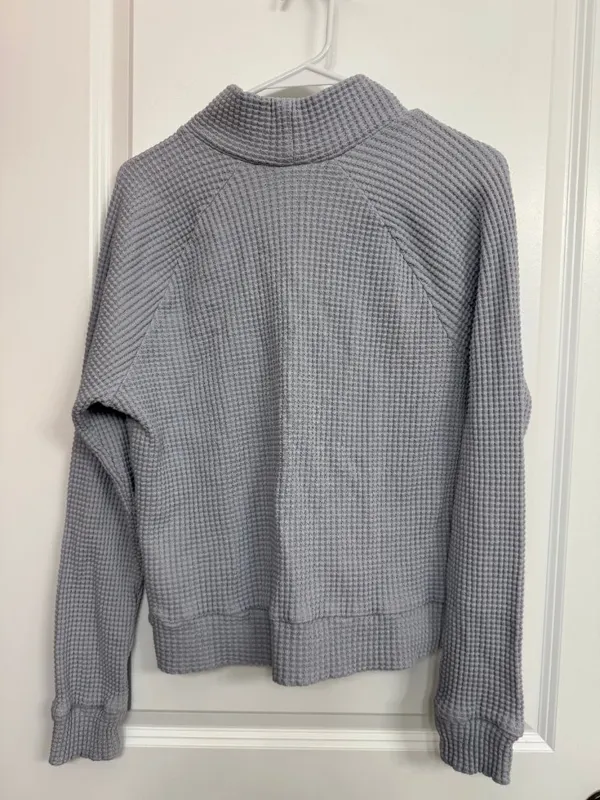 The North Face Gray Waffle Knit Mock Neck Pullover M - Image 5