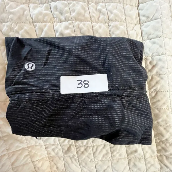 Lululemon Shirt Womens 6 Black Rest Less Tank Running Runner Racerback Ladies - Image 11