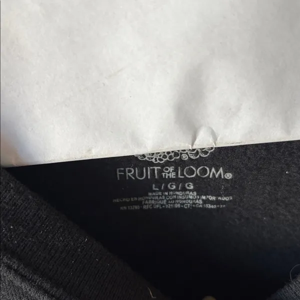 FINAL MARKDOWN Fruit of the Loom Classic Black Crewneck Sweatshirt large - Image 2