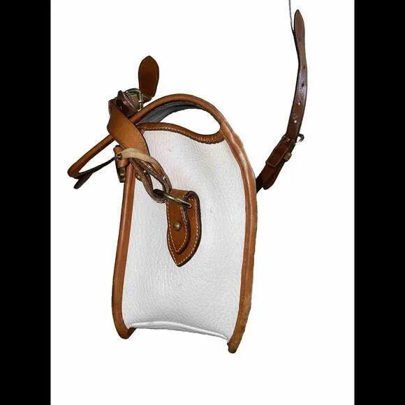 VTG Dooney & Bourke Tan/Cream/Brown Purse Signature Logo Buckle‎ Handbag - Image 5