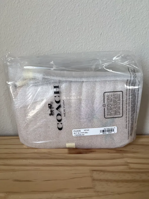 Coach Nolita 19 - Image 15