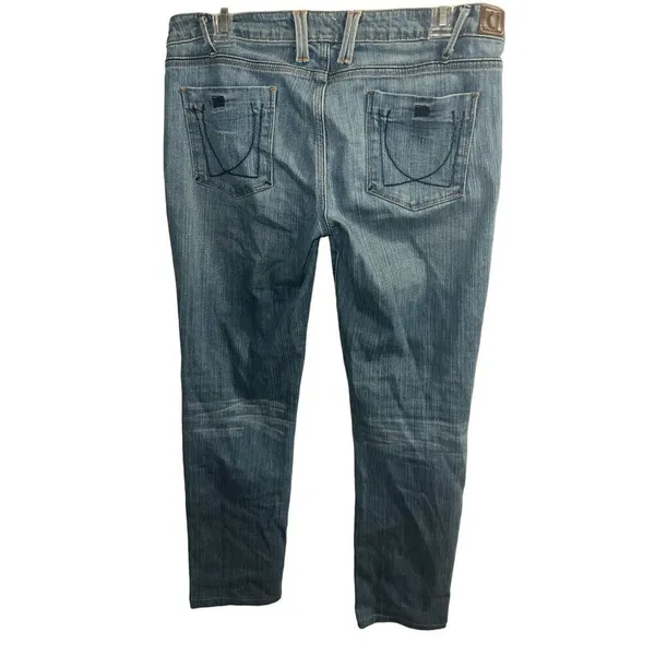 ✨U By Yanuk Light Wash Straight Sz 29 Jeans✨ - Image 2