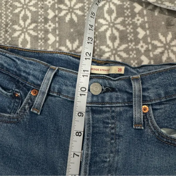Levi's Wedgie Straight Button Fly‎ In Blue Size 28 - Image 9