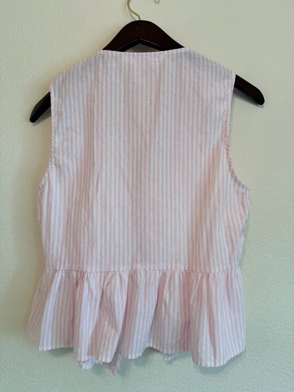 Altar'd State blouson Vest, striped white and pink, lightweight, ruffle hem sz M - Image 7