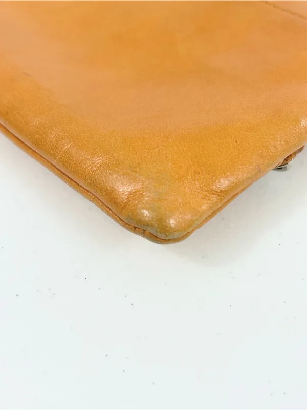 Hobo International Tan Leather 3 Zipper Convertible Wristlet - Image 11