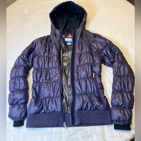Columbia Jacket with‎ Omni Heat
Reflective Lining  Size Medium - Image 6