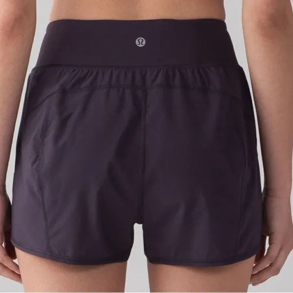 Lululemon Lean In Short (2")
Boysenberry - Image 3